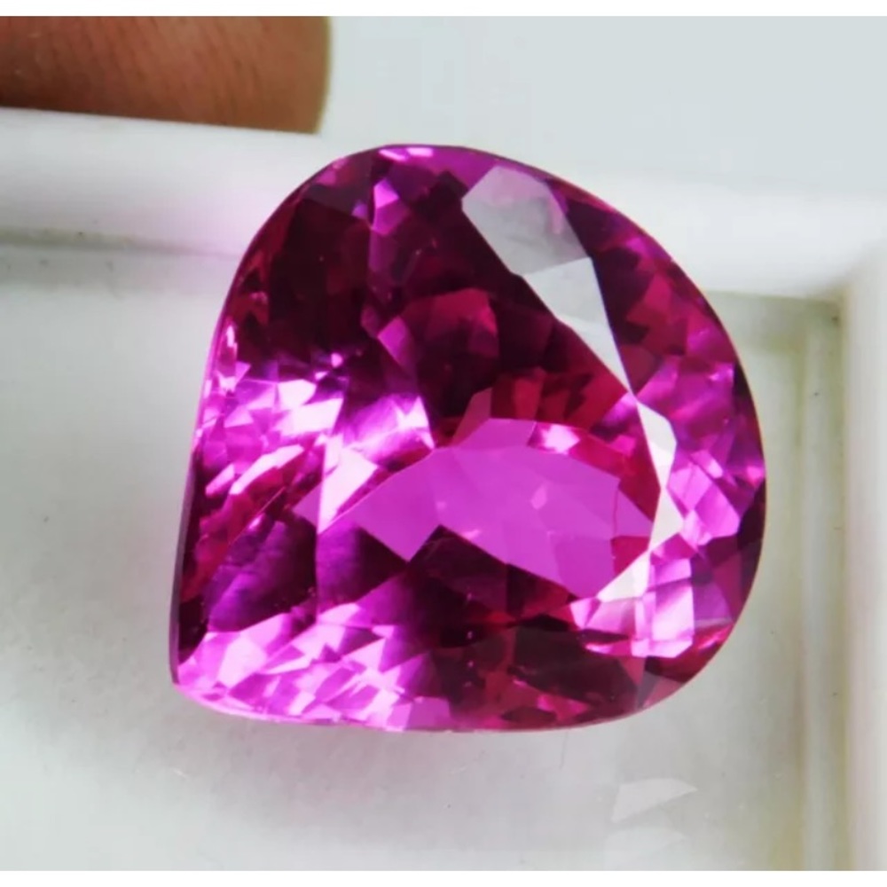 Certified 17 ct Sapphire